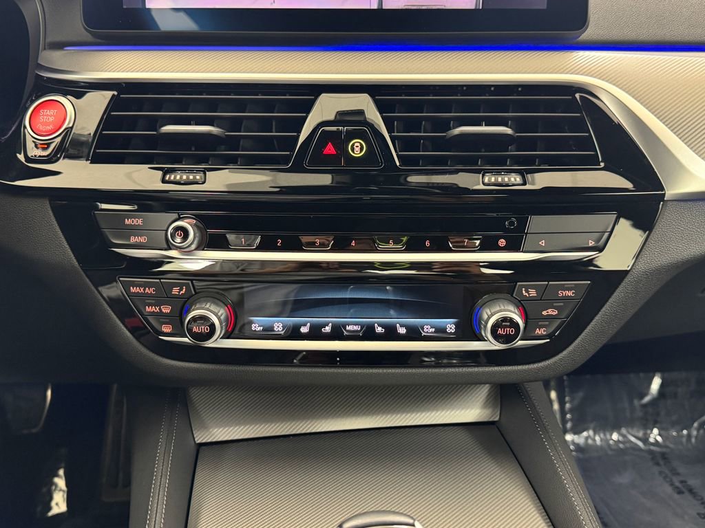 Used 2023 BMW M5 w/ Executive Package image 22