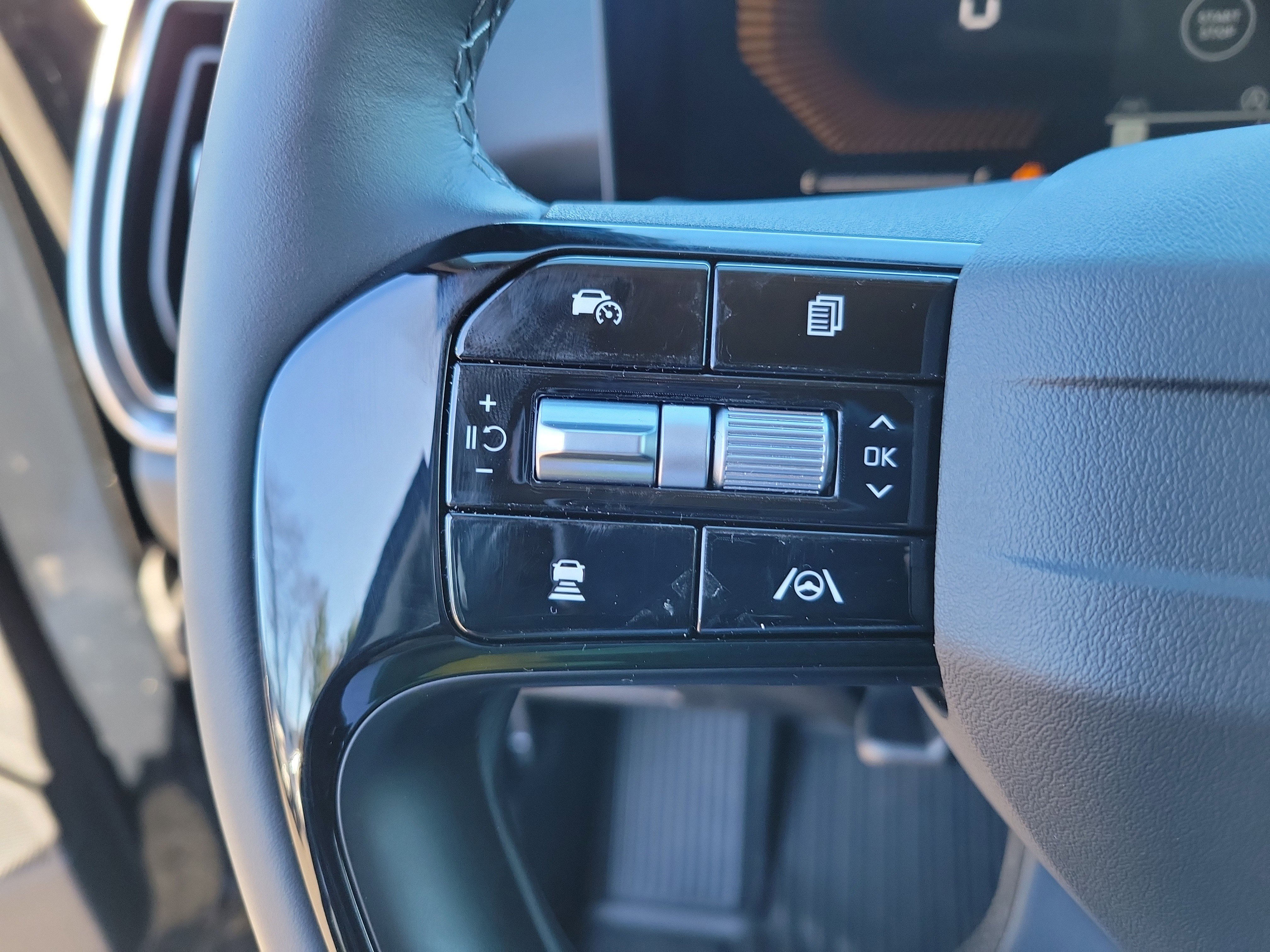 New 2026 Kia Sorento LX image 14
