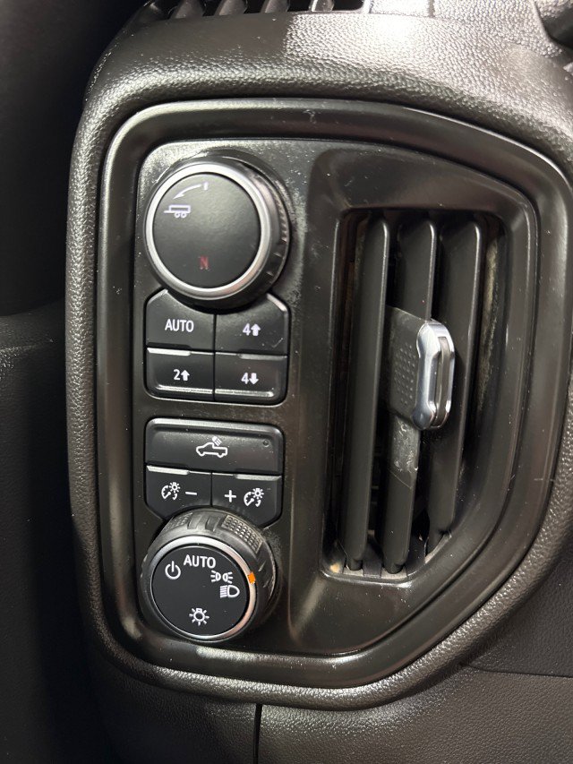 Used 2023 Chevrolet Silverado 2500 W/T w/ WT Convenience Package AWD/4WD image 22