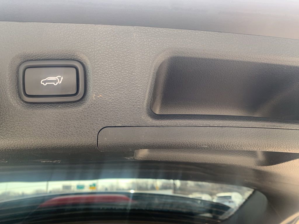 Certified 2023 Hyundai Santa Fe SEL w/ Premium Package image 40