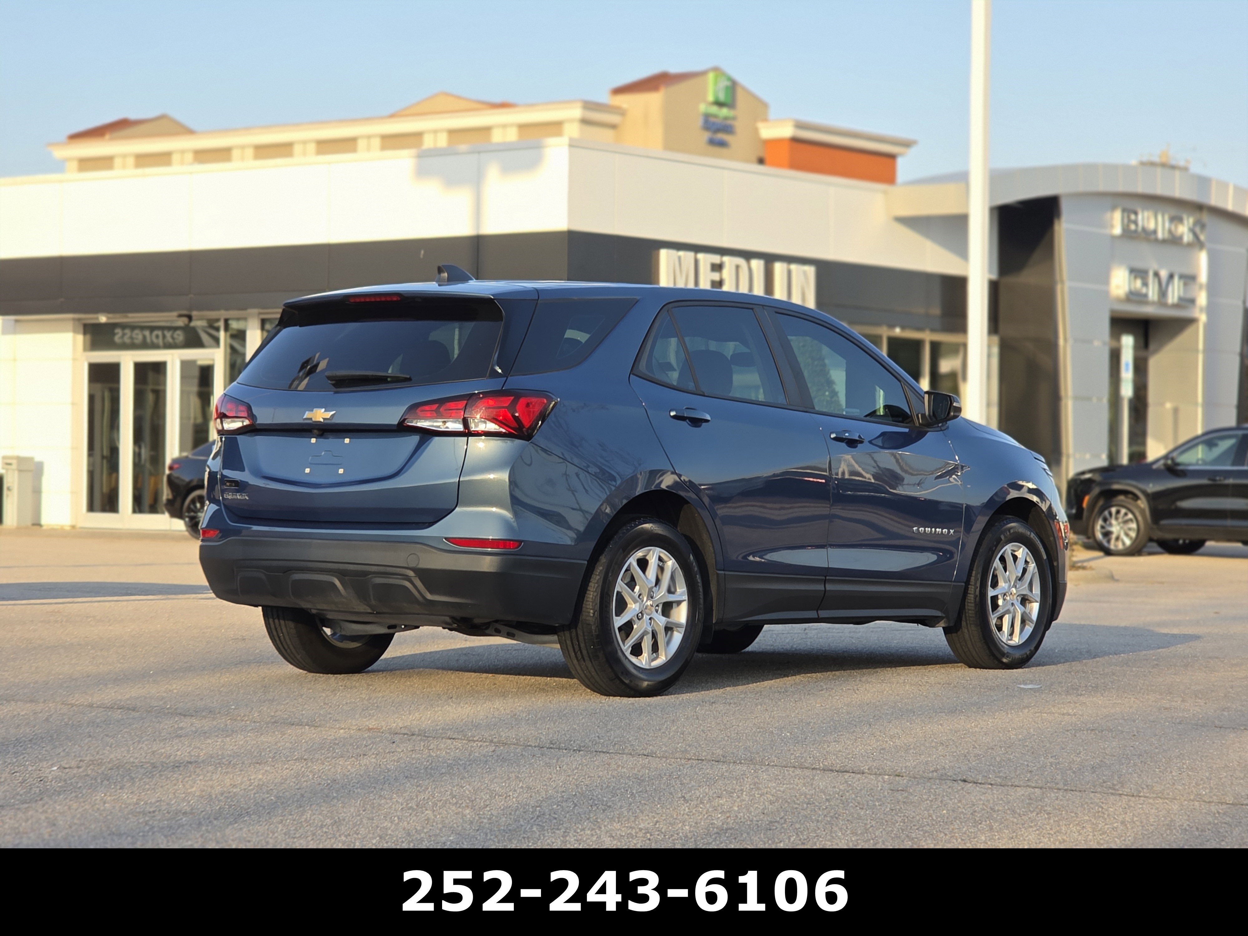 Used 2024 Chevrolet Equinox LS FWD image 7