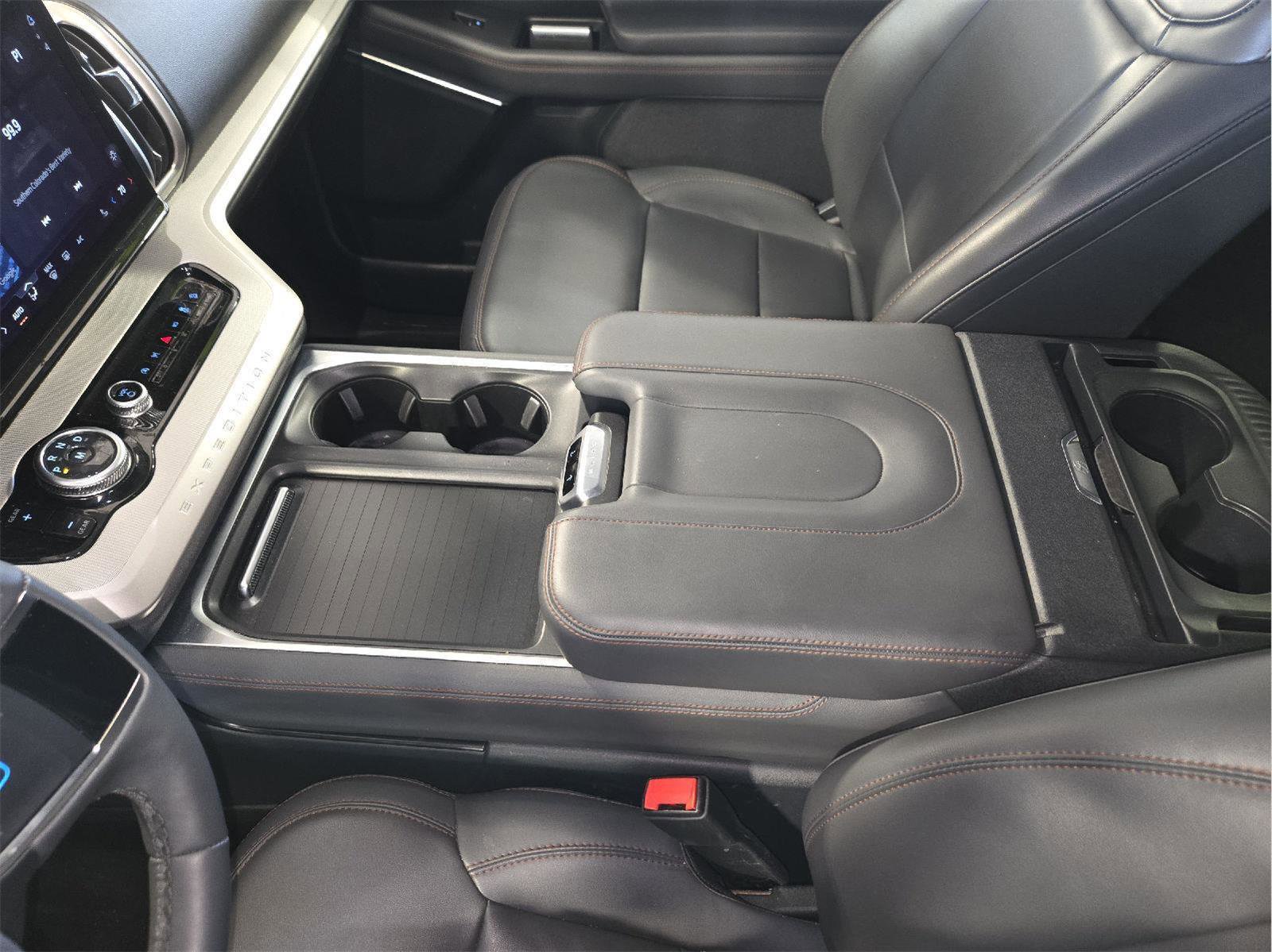 Used 2025 Ford Expedition Max Active image 32