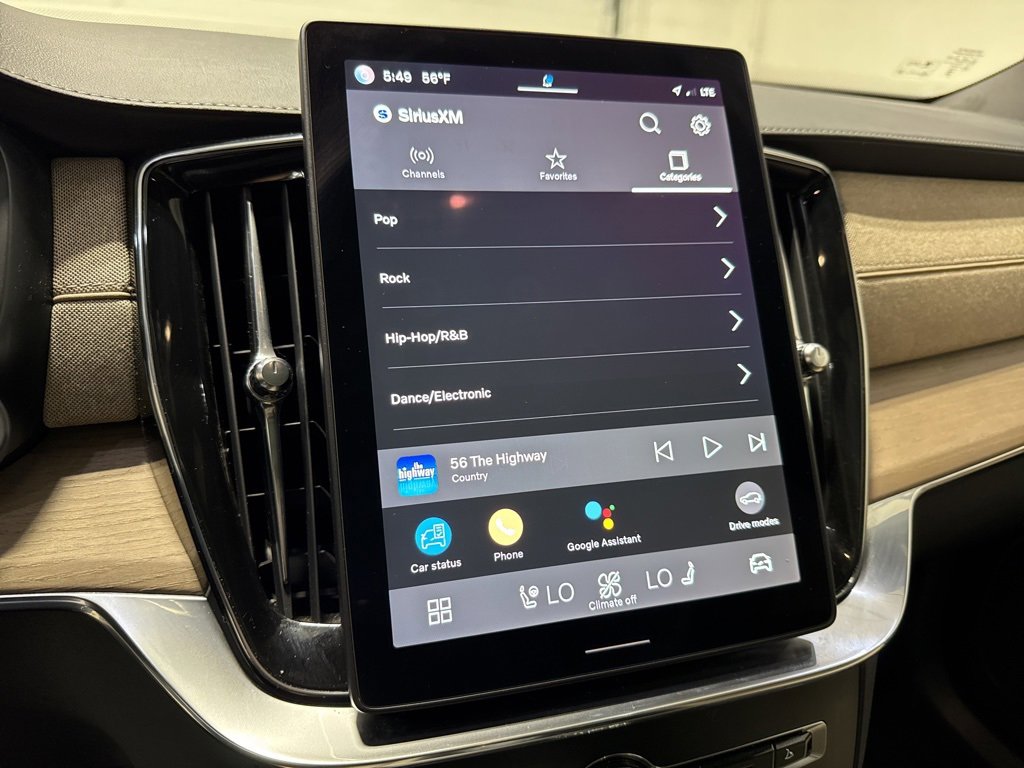 Used 2025 Volvo XC90 B6 Plus image 19