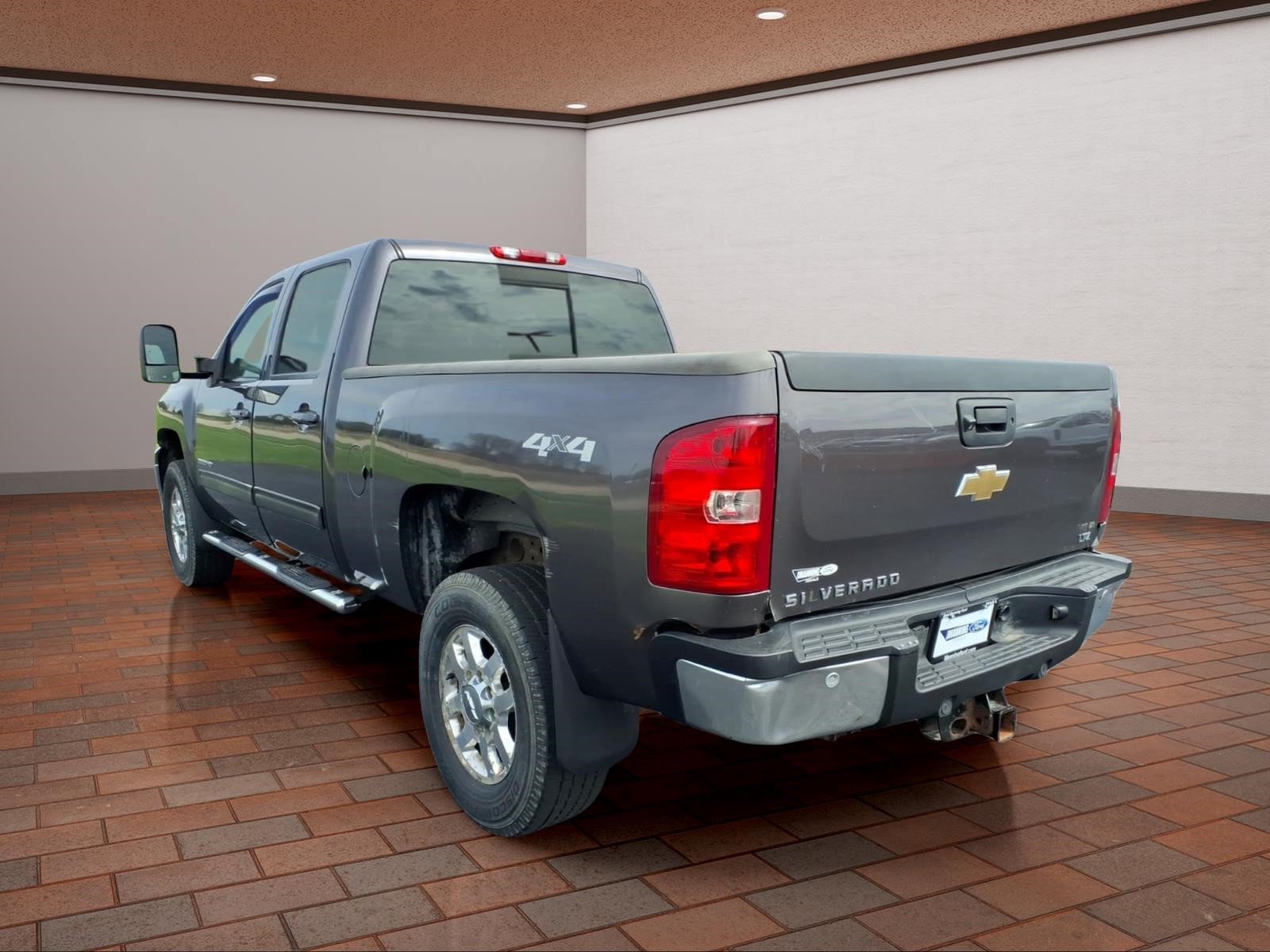 Used 2011 Chevrolet Silverado 2500 LTZ w/ Snow Plow Prep Package AWD/4WD image 6