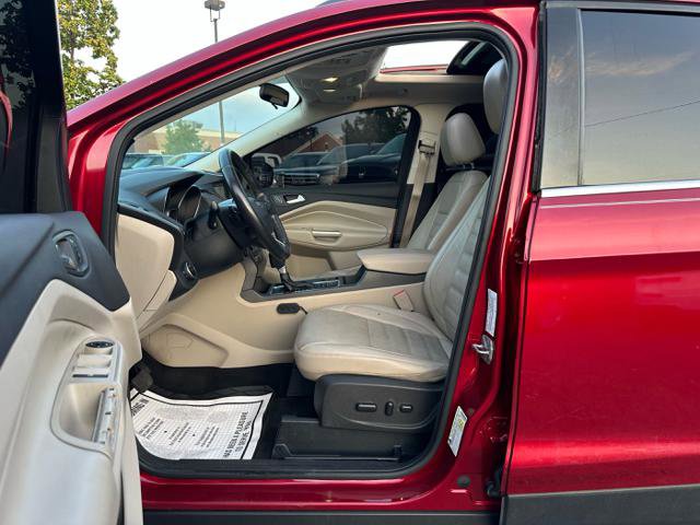 Used 2017 Ford Escape SE w/ SE Leather Comfort Package image 10