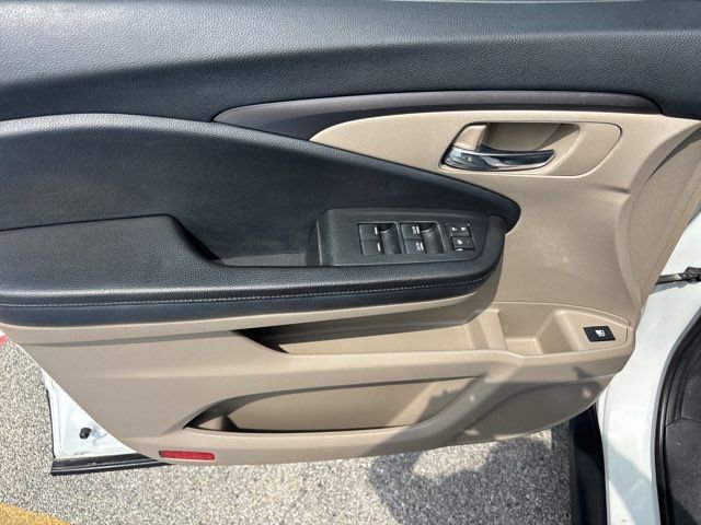 Used 2020 Honda Pilot EX image 18