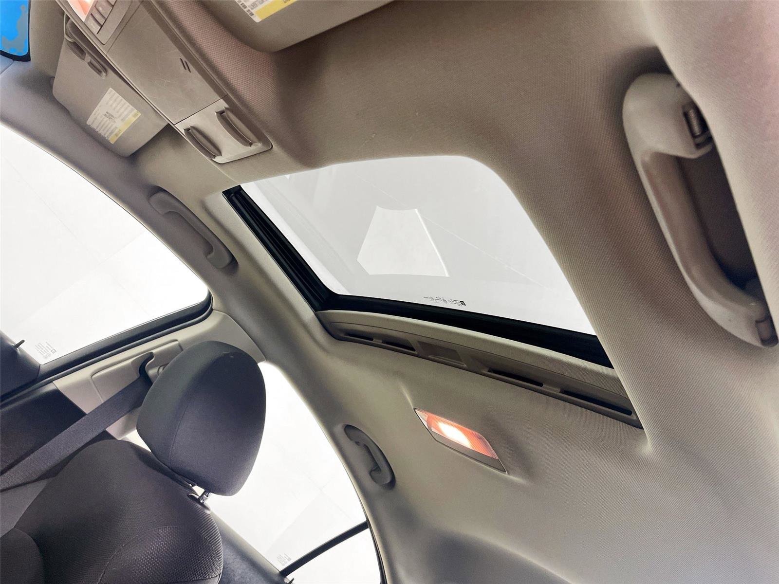 Used 2016 Chevrolet Cruze LT w/ Sun And Sound Package FWD image 16