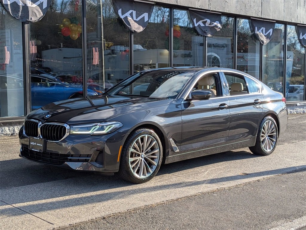 Used 2023 BMW 530i xDrive w/ Premium Package image 1