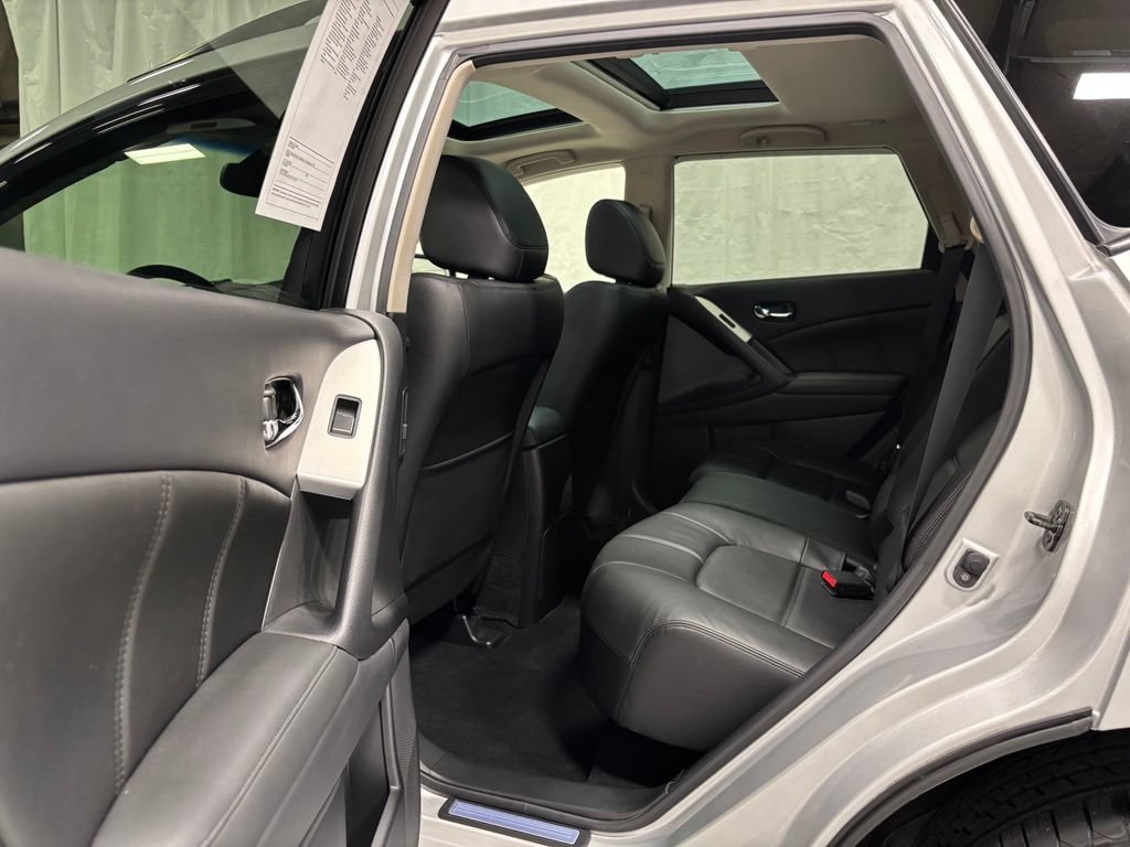 Used 2013 Nissan Murano SL AWD/4WD image 38