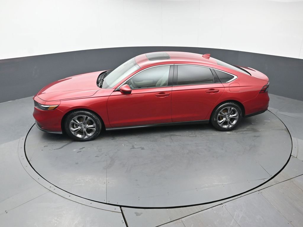 Certified 2023 Honda Accord EX image 40