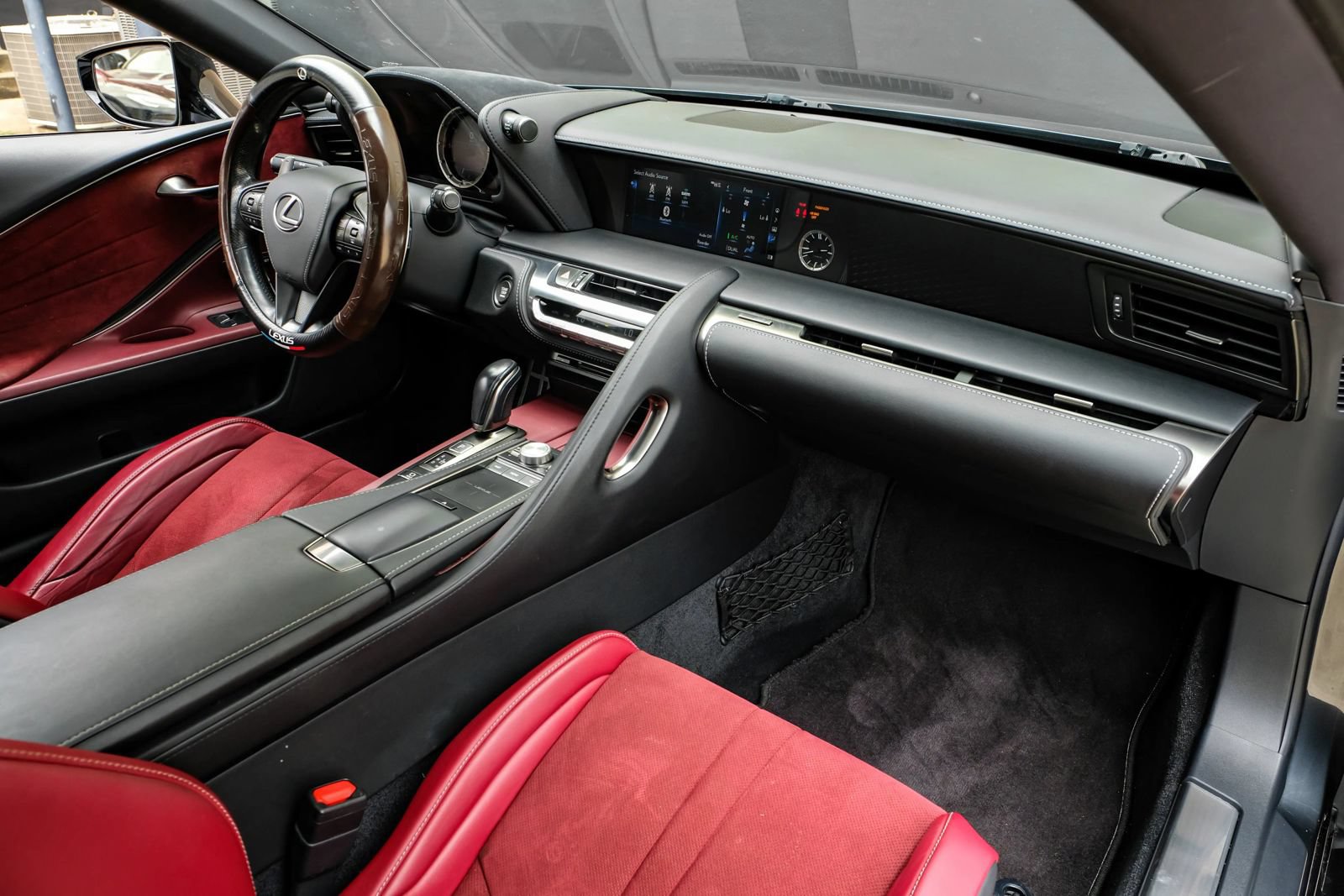 Used 2018 Lexus LC 500 Coupe w/ Sport Package RWD image 12