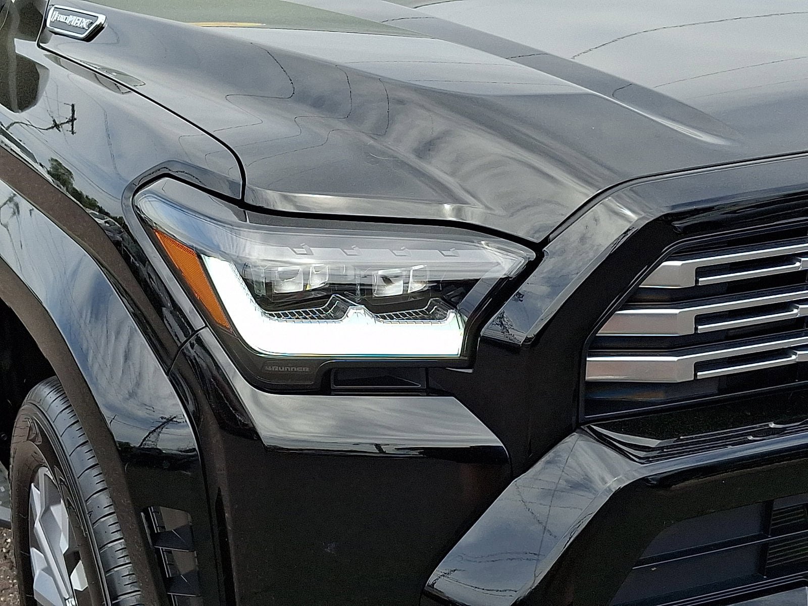 Certified 2025 Toyota 4Runner Limited image 9