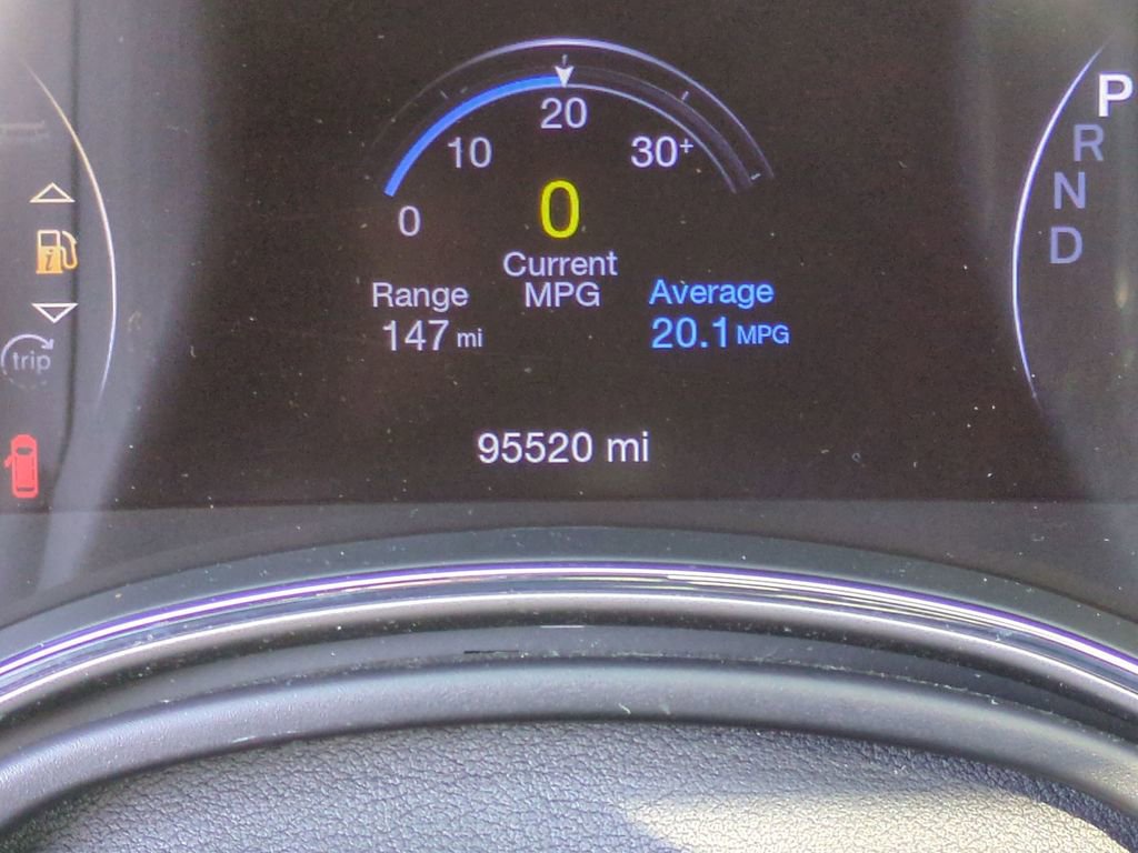 Used 2017 Jeep Grand Cherokee Altitude image 19