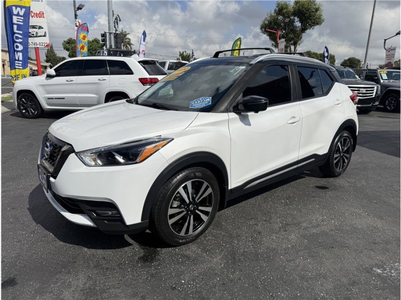 Used 2020 Nissan Kicks SR w/ SR Premium Package image 49
