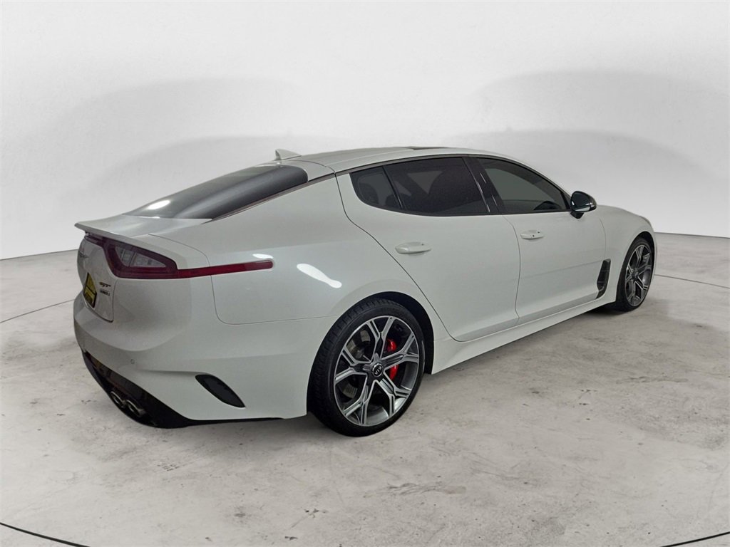 Used 2020 Kia Stinger GT1 image 5