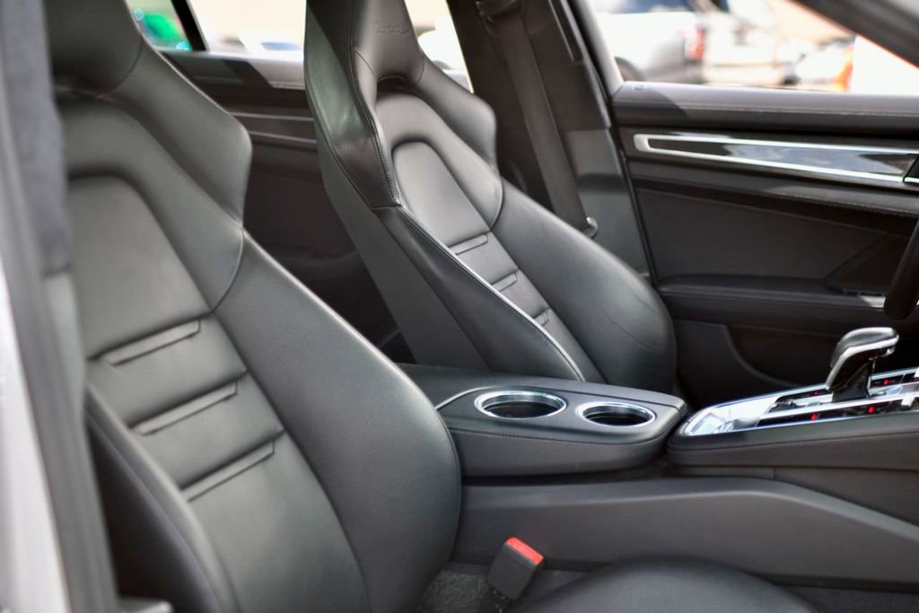 Used 2018 Porsche Panamera Turbo S image 45