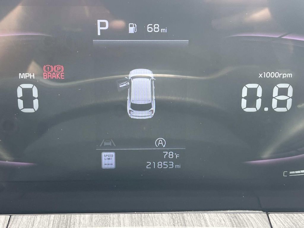 Used 2023 Kia Telluride EX w/ EX Captain's Chair Package image 20