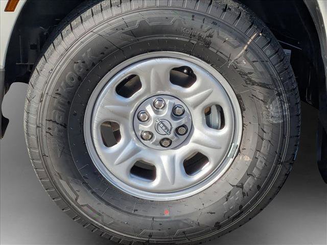 New 2026 Nissan Frontier S image 9
