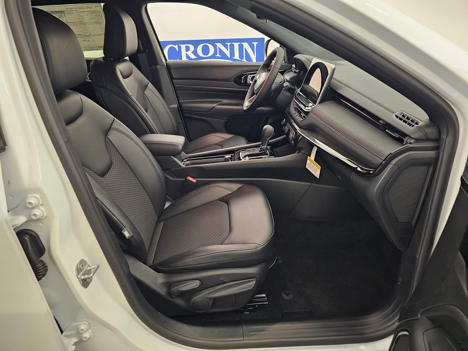 New 2026 Jeep Compass Latitude AWD/4WD image 29