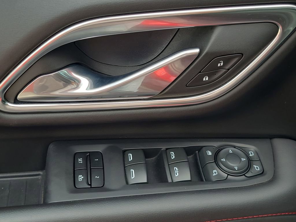 Used 2024 Chevrolet Tahoe RST w/ Luxury Package AWD/4WD image 24