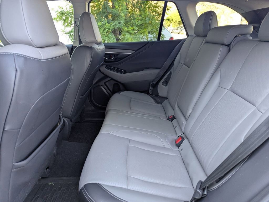 Used 2020 Subaru Outback Limited image 19