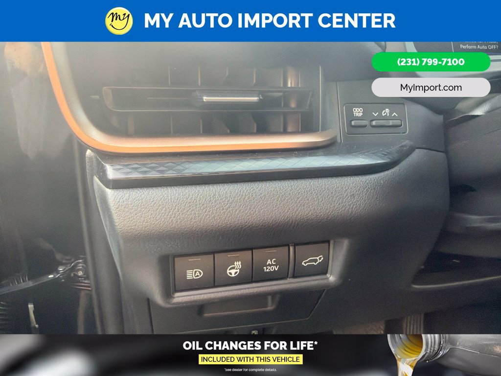 Used 2025 Toyota Grand Highlander AWD Hybrid image 13