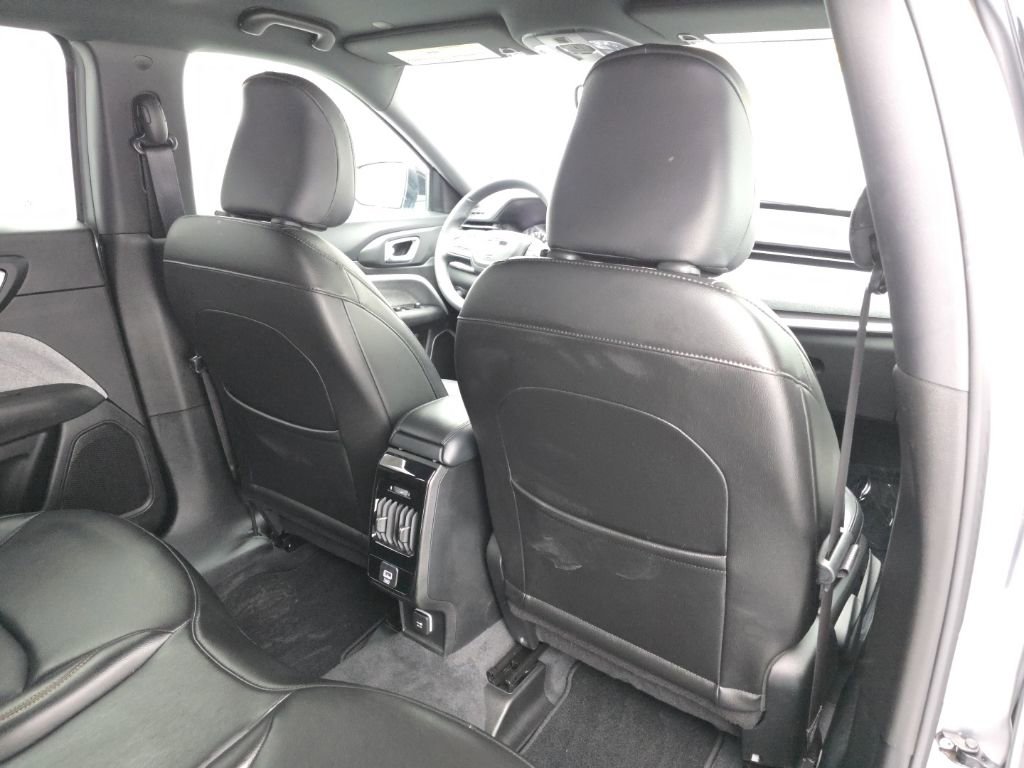 Used 2023 Jeep Compass Latitude image 44