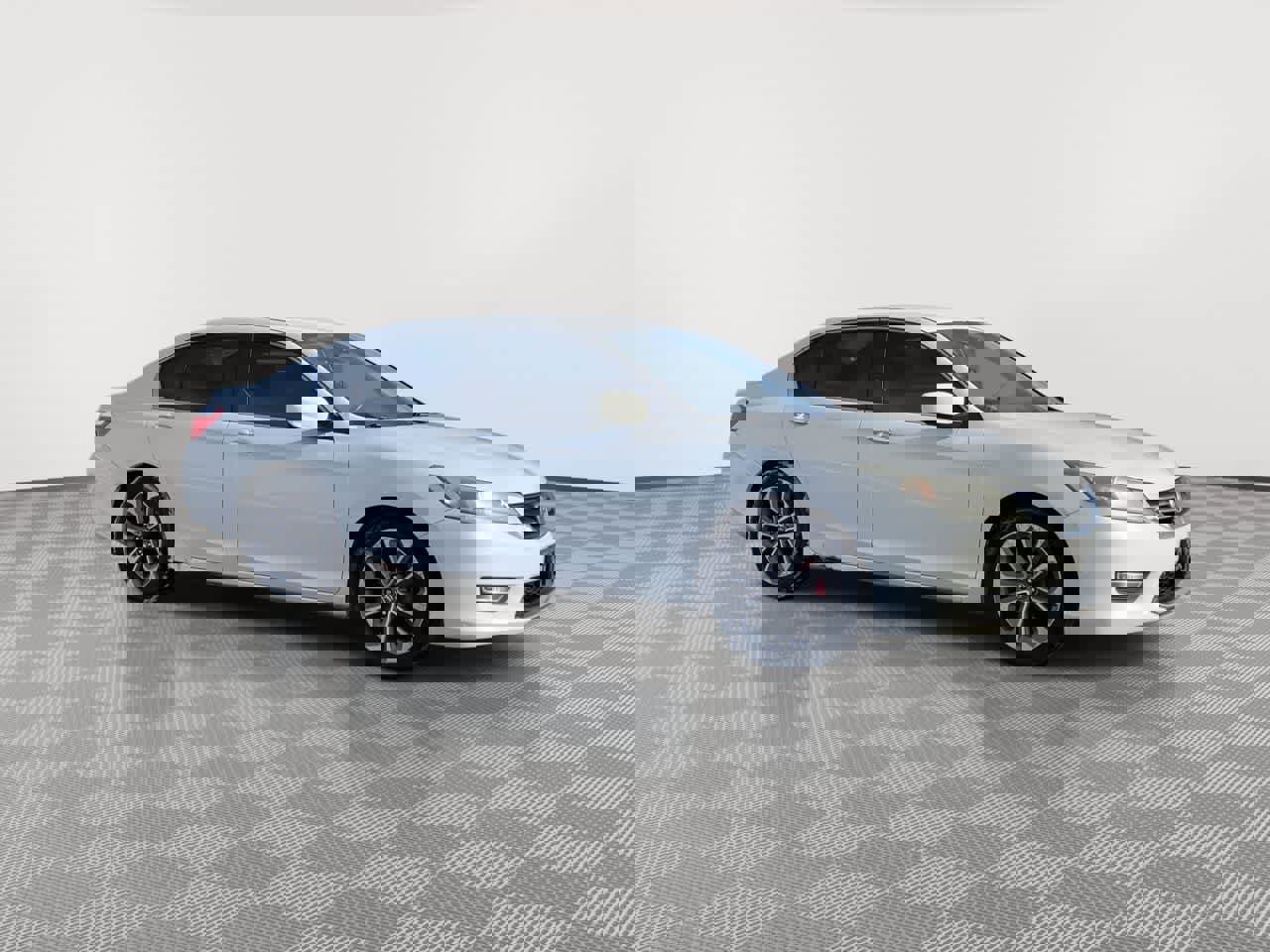 Used 2013 Honda Accord Sport image 2