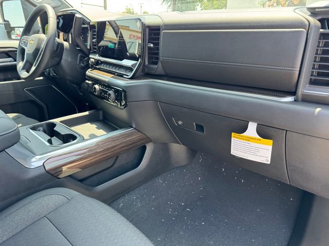 New 2026 Chevrolet Silverado 2500 LT w/ All Star Edition AWD/4WD image 6