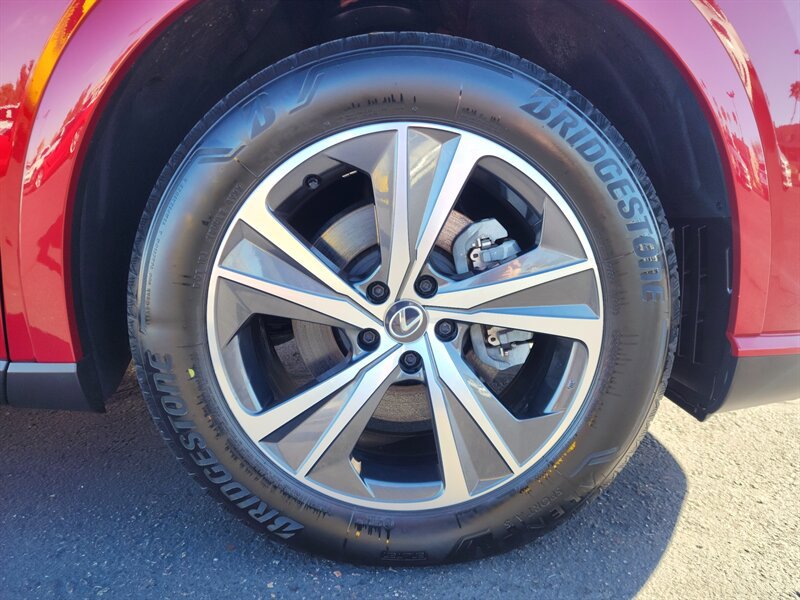 Used 2023 Lexus RX 350 Premium w/ Cold Area Package FWD image 22