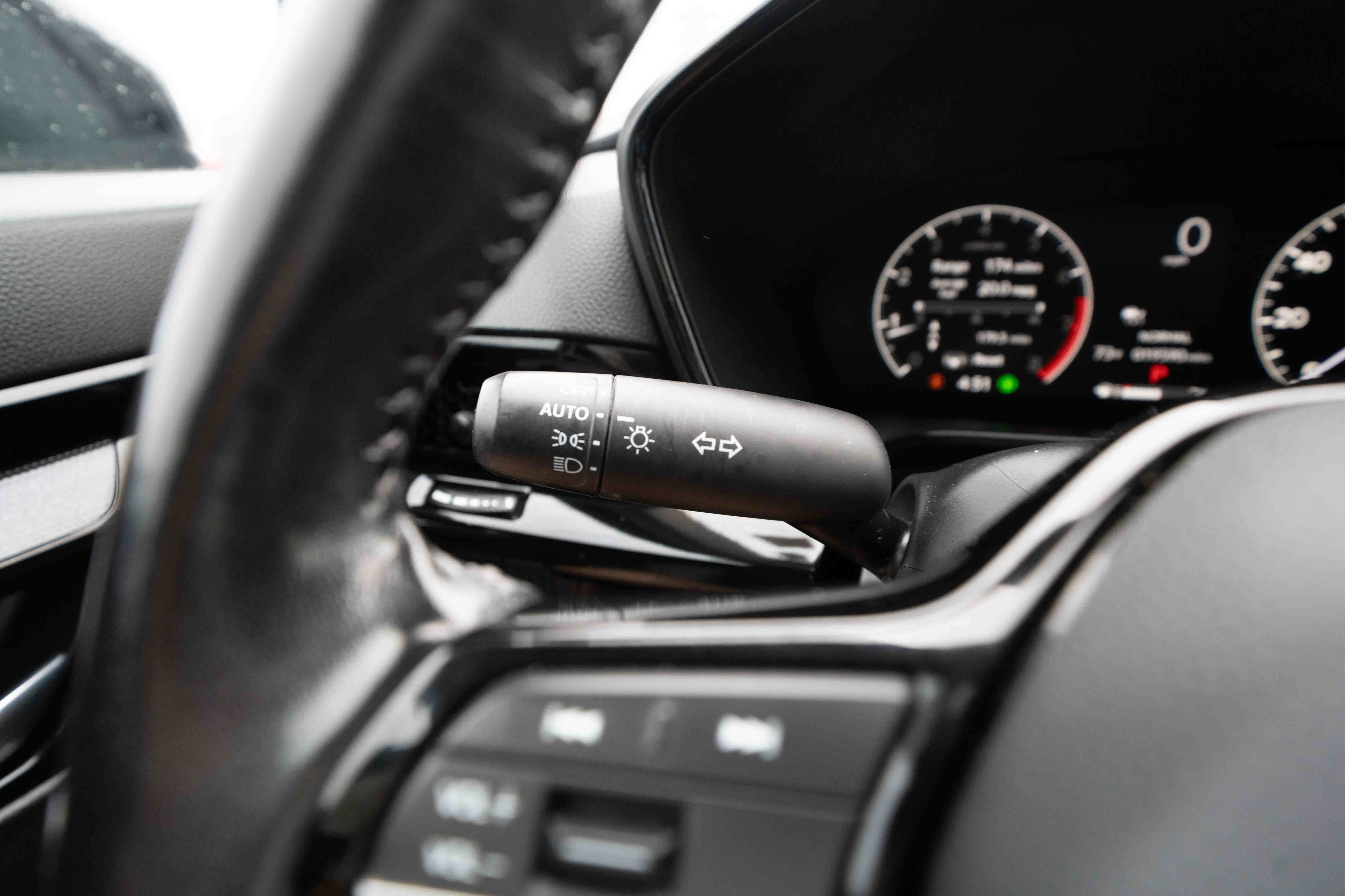 Used 2025 Honda CR-V EX-L image 13