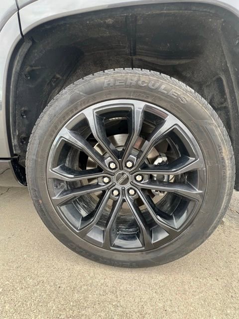 Used 2023 Jeep Grand Wagoneer Series II image 9