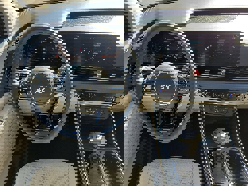 New 2026 Kia Carnival EX FWD image 19