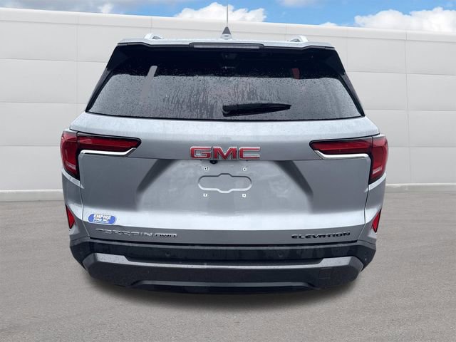 Used 2026 GMC Terrain Elevation w/ Elevation Premium Package image 4