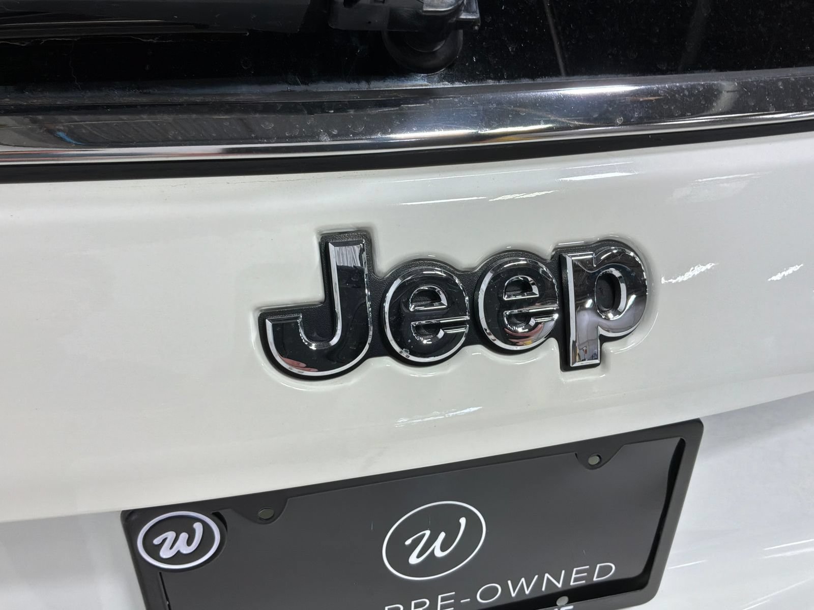 Used 2018 Jeep Compass Latitude w/ Popular Equipment Group AWD/4WD image 29