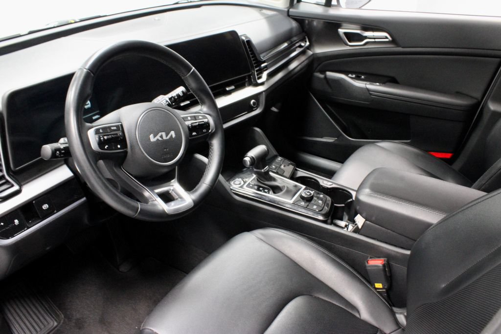 Used 2024 Kia Sportage EX AWD/4WD image 24