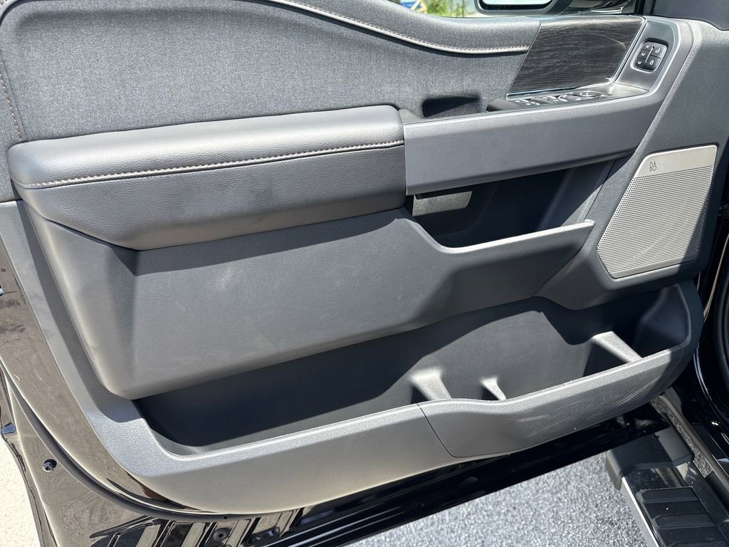 New 2025 Ford F150 Lariat w/ Equipment Group 502A High image 19