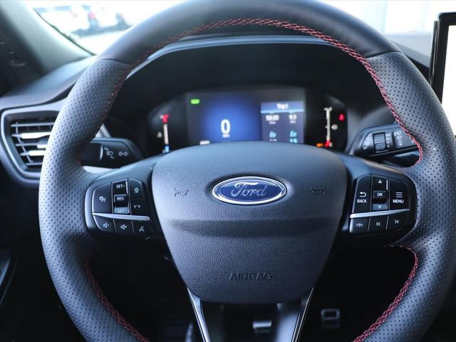 Used 2024 Ford Escape ST-Line w/ Equipment Group 301A image 24