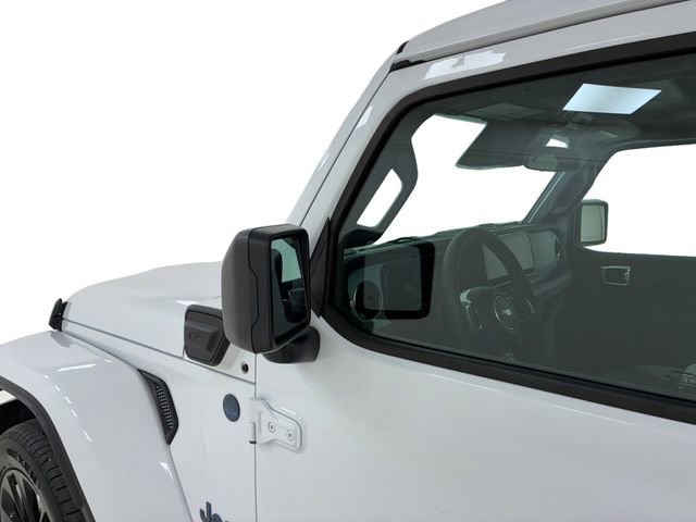 Used 2025 Jeep Wrangler Unlimited Sahara w/ Safety Group AWD/4WD image 10