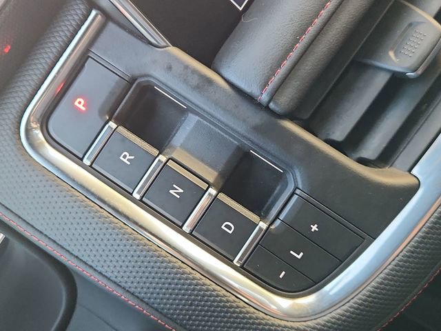 Certified 2021 Chevrolet Suburban RST w/ Luxury Package image 15