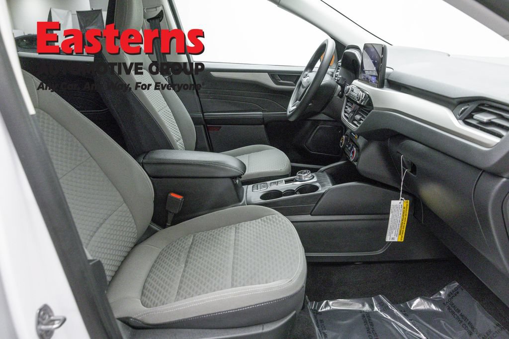 Used 2022 Ford Escape SE FWD image 24