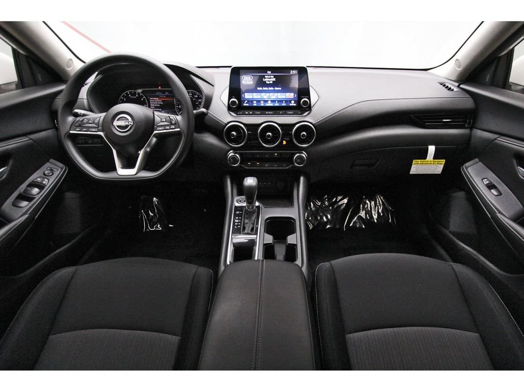 Used 2025 Nissan Sentra SV FWD image 7