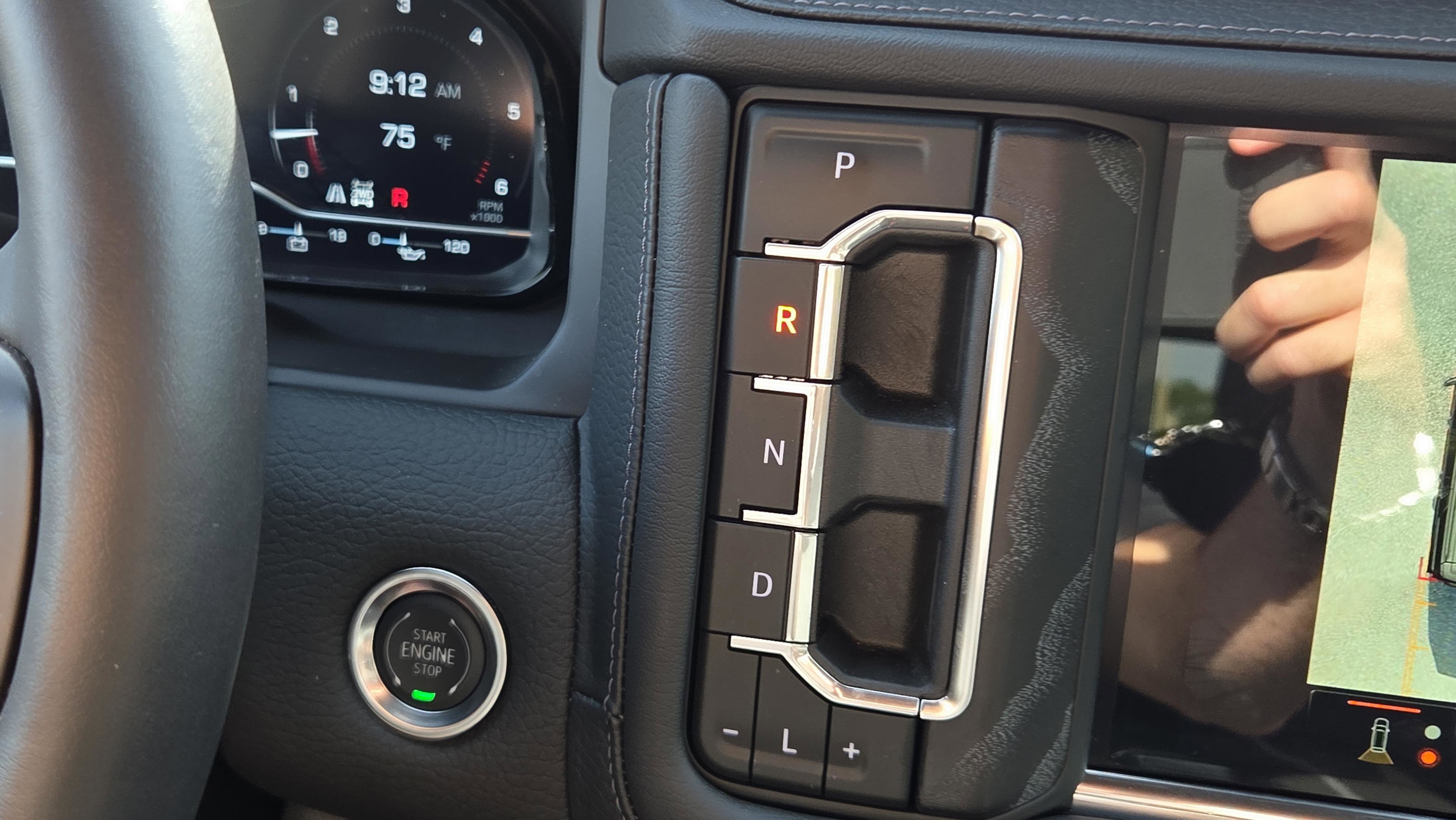 Certified 2024 GMC Yukon Denali w/ Advanced Technology Package AWD/4WD image 25