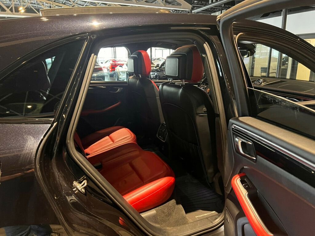 Used 2020 Porsche Macan S image 13