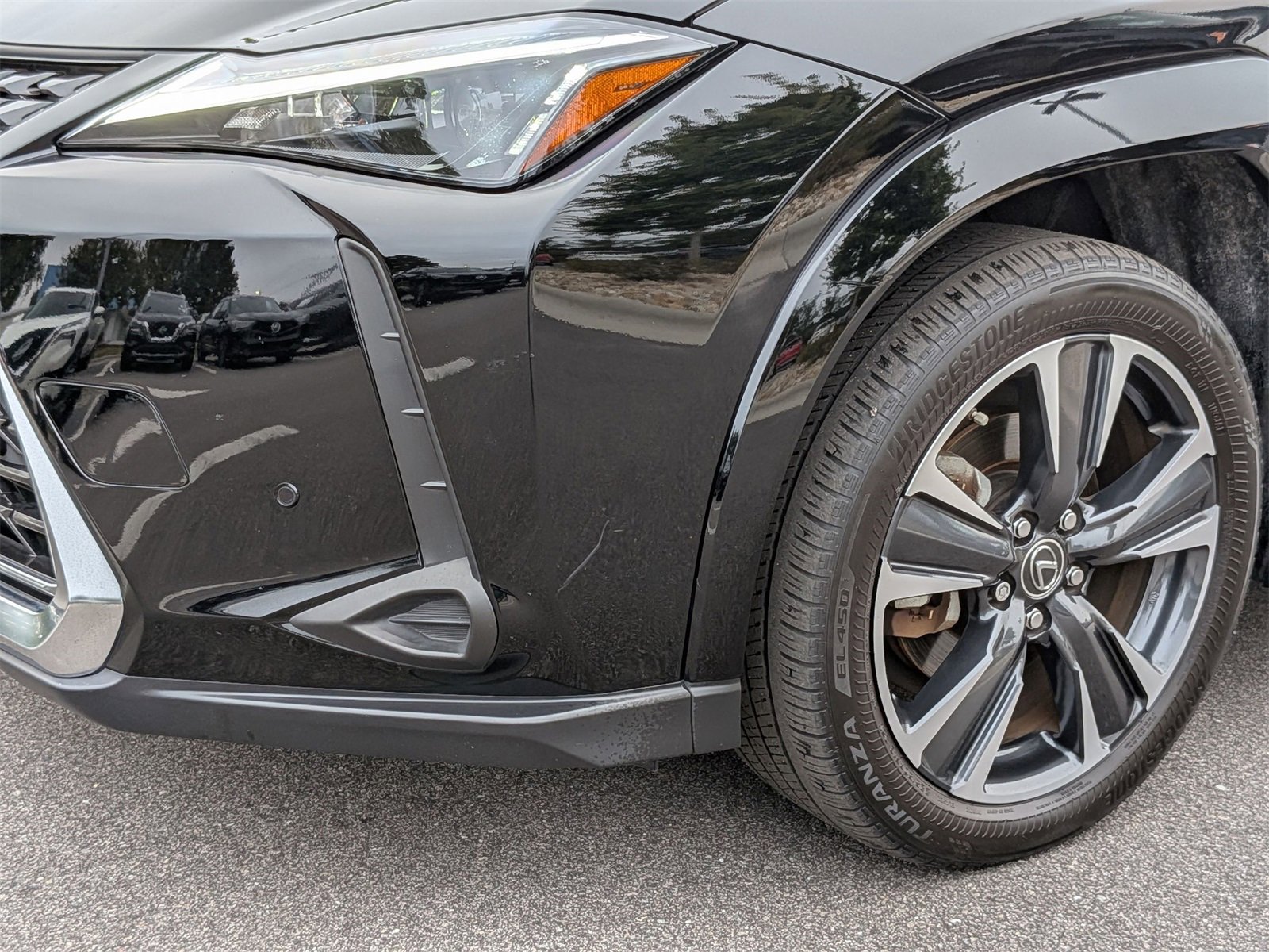 Used 2023 Lexus UX 250h FWD w/ Premium Package image 9