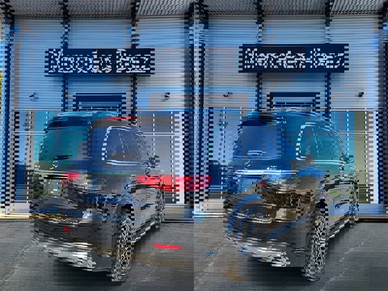 New 2026 Mercedes-Benz GLS 450 4MATIC image 6