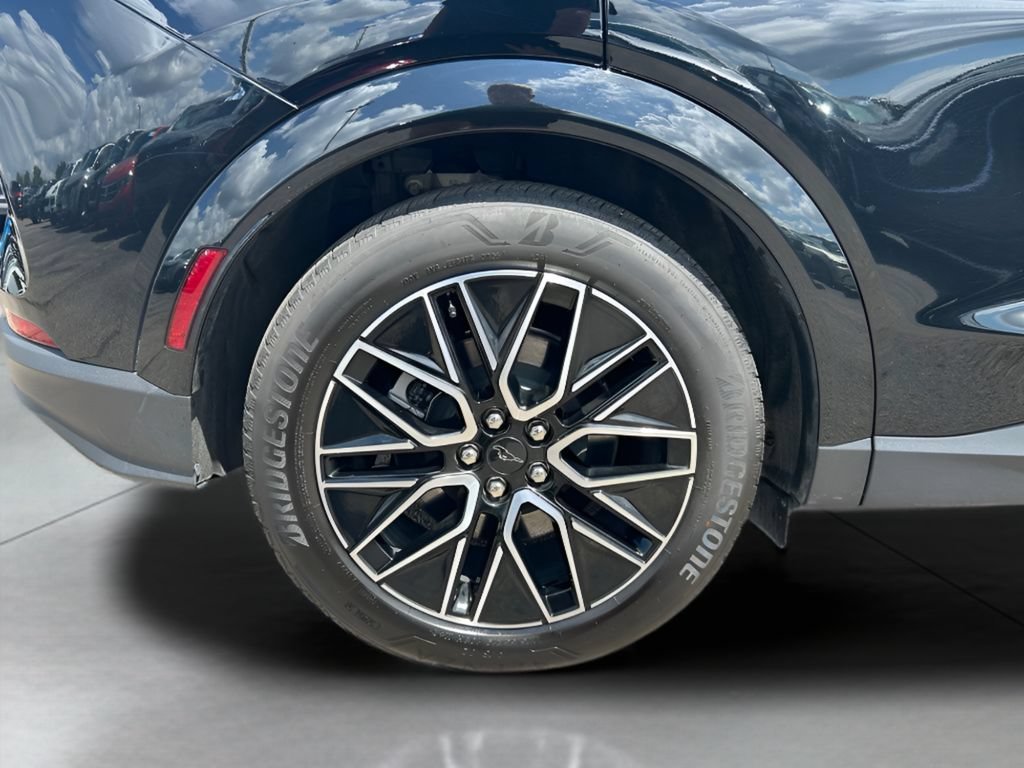 Certified 2025 Ford Mustang Mach-E Premium AWD/4WD image 25