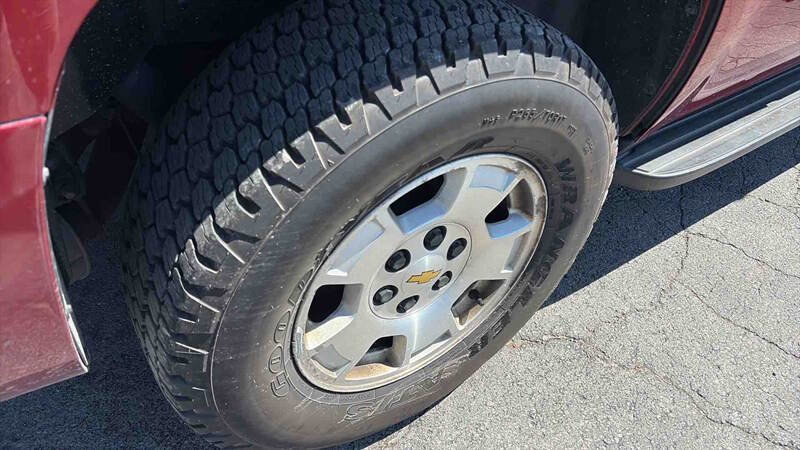 Used 2013 Chevrolet Tahoe LT image 9