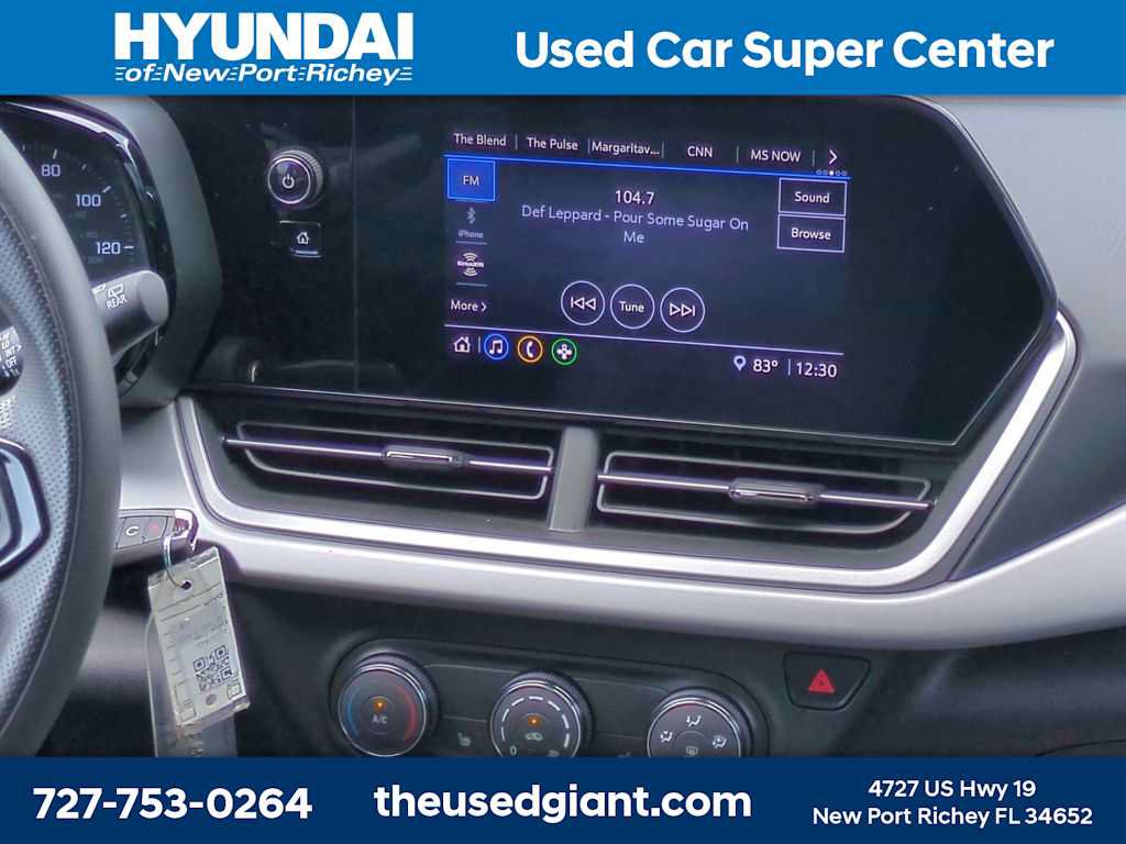 Used 2024 Chevrolet Trax LS w/ LS Convenience Package FWD image 18