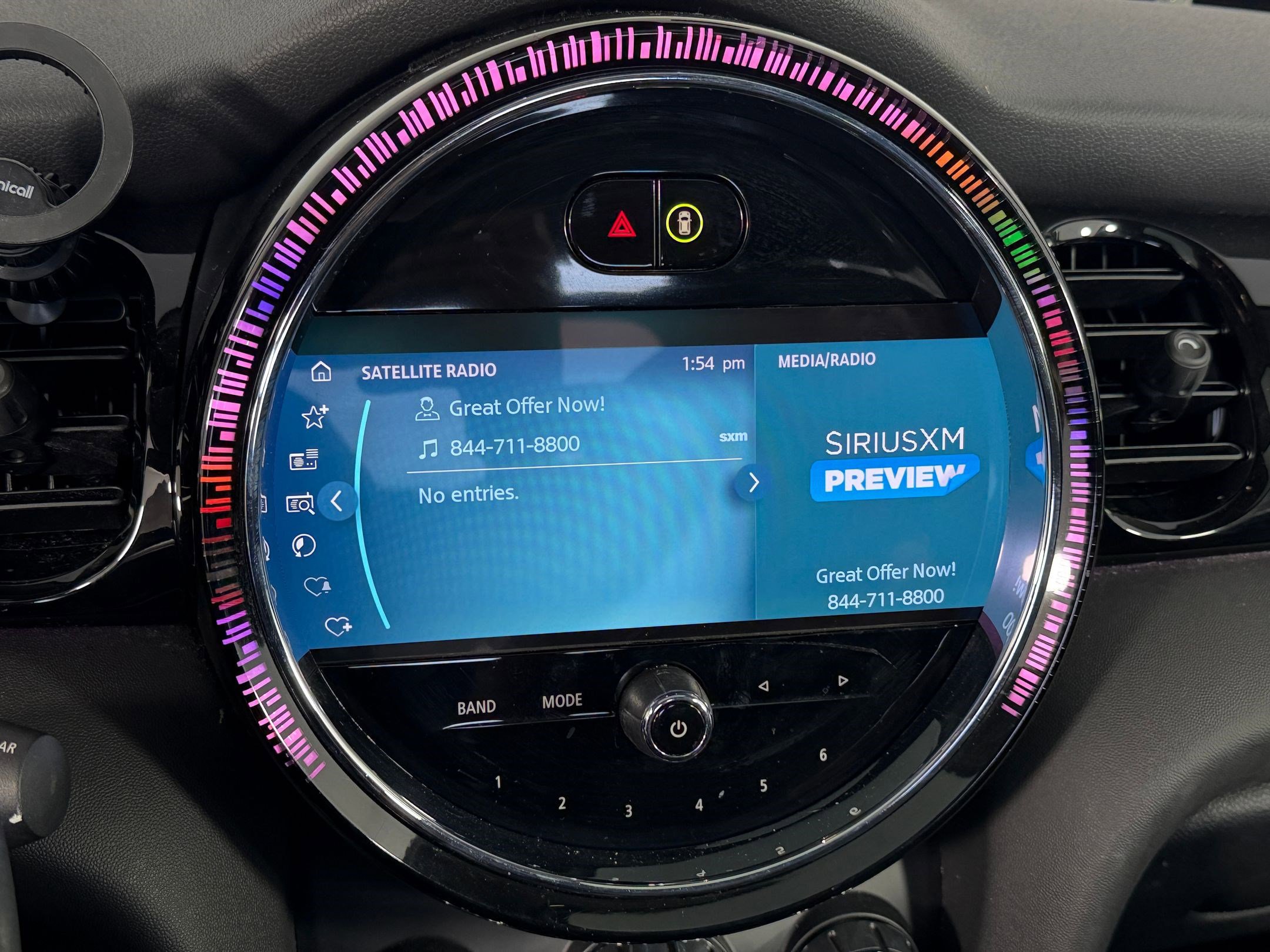 Used 2023 MINI Cooper 2-Door Hardtop image 19